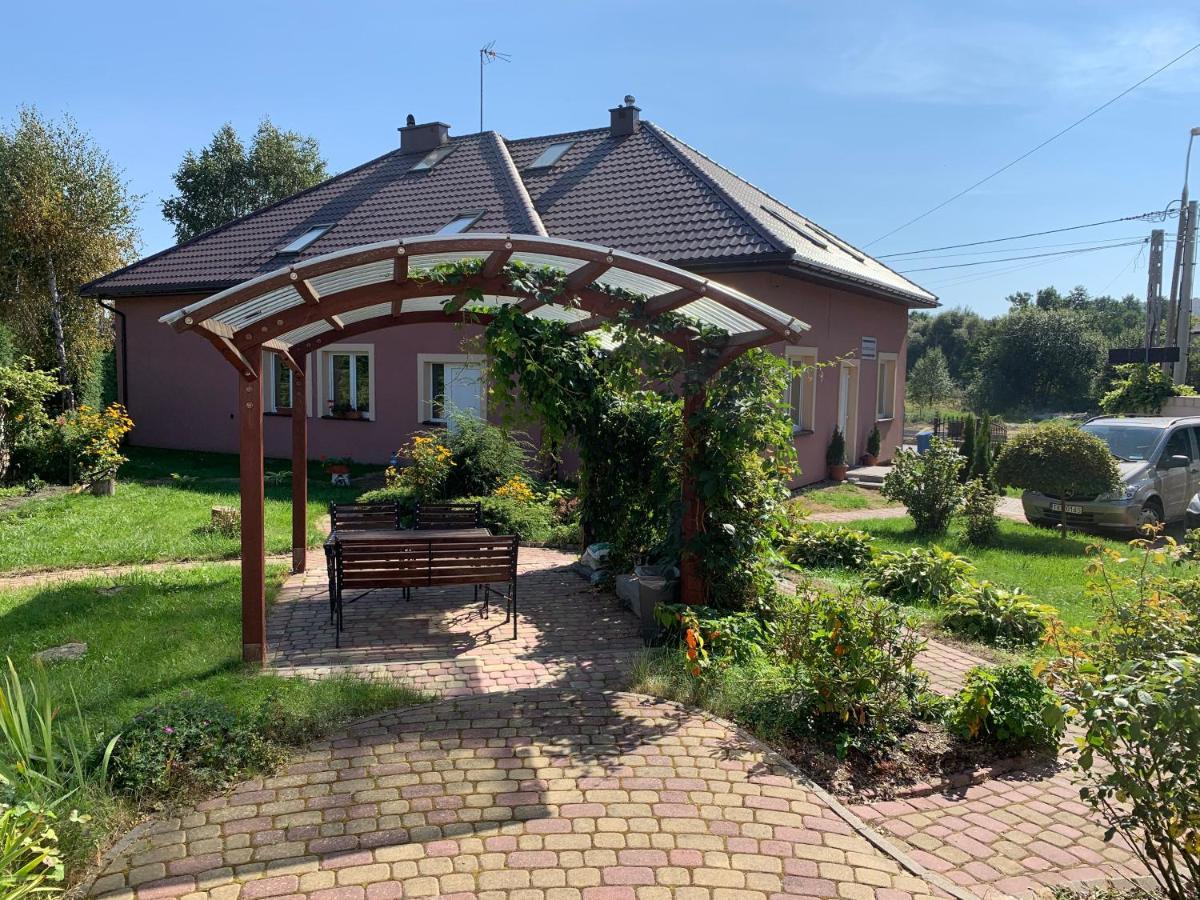 Medison Family Boutique B&B Kielce Exteriör bild