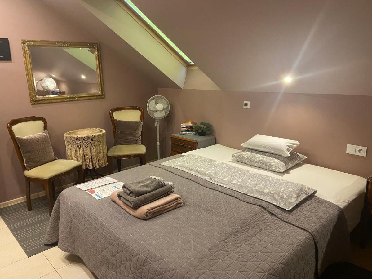 Medison Family Boutique B&B Kielce Exteriör bild