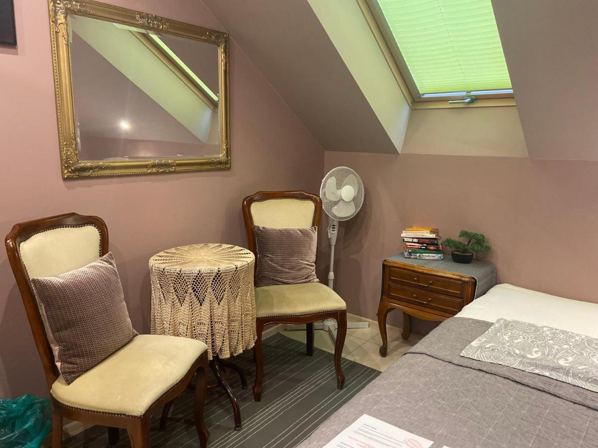 Medison Family Boutique B&B Kielce Exteriör bild